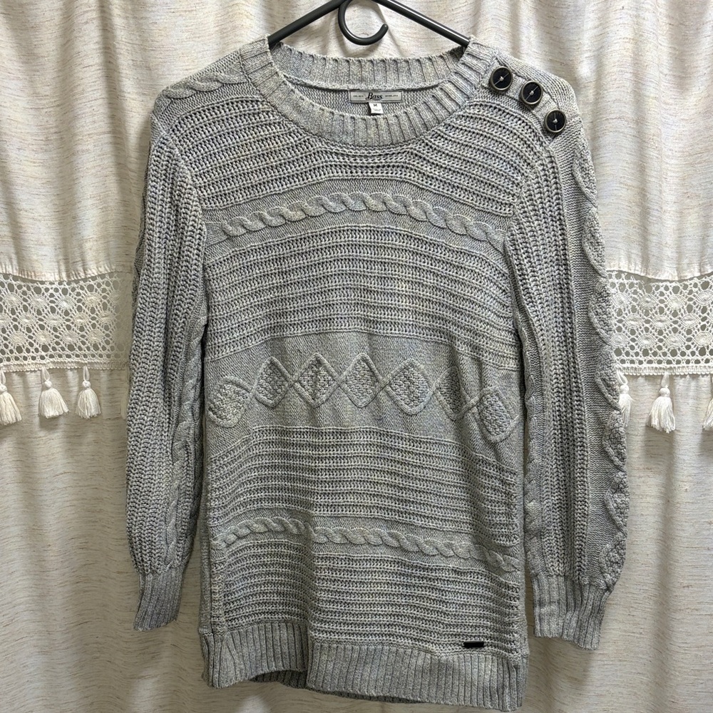 Bass Light Gray Cable Knit Sweater